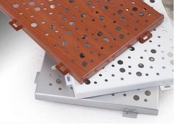 10-50mm Kalın Delikli Alüminyum Cephe Paneli Giydirme Cephe Projesi Özelleştirme