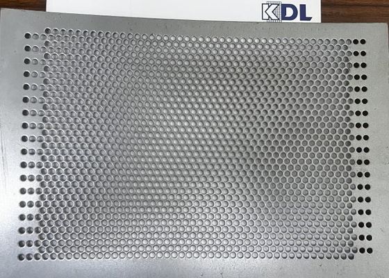 PVC kaplamalı yuvarlak delikli paslanmaz çelik perforasyonlu ağ levhası