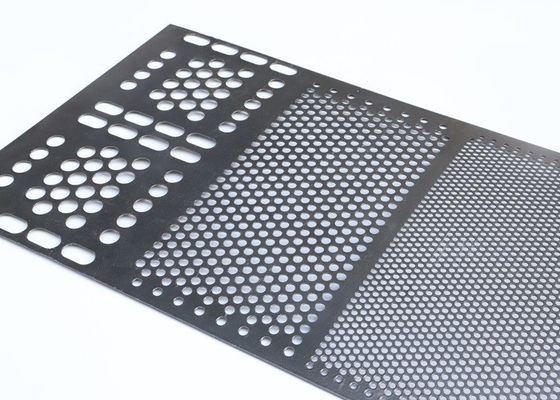 0.7mm beyaz delikli alüminyum levha dekorasyon için kare deliklerle
