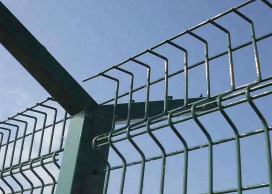 4.0m 5.2m Plastik Kaplı Hasır Paneller Havaalanı Güvenlik Hasır Eskrim Panelleri