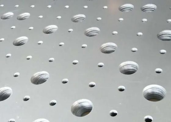 0Endüstriyel ekipman ve filtreler için özel delik desenleri ile.2mm-10mm kalınlığında paslanmaz çelik delikli metal levha