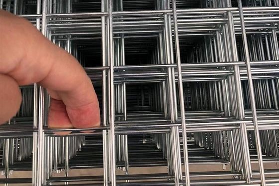 Yüksek korozyon direnci ile güçlendirilmiş paslanmaz çelik kaynaklı tel örgü (0,5-6,0 mm tel çapı)