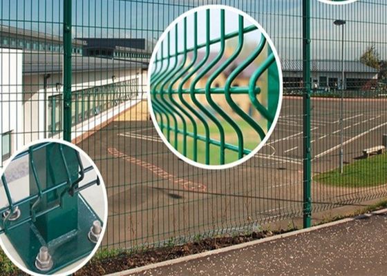 Güvenlik çitleri için paslanmaz karbon çelik PVC kaplı kaynak tel örgü