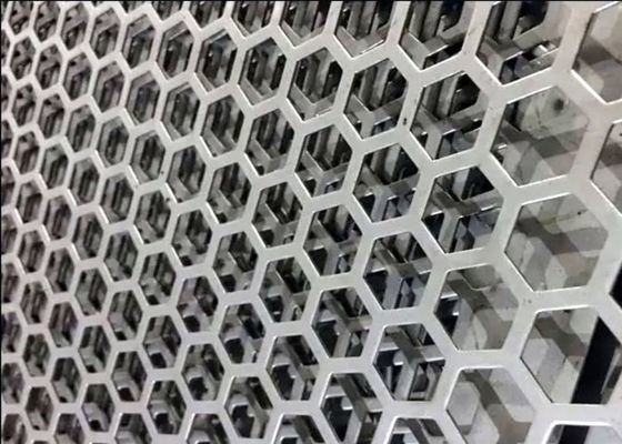 Dış Duvar Dekorasyonu için Renkli PVC Kaplamalı Delikli Alüminyum Levha