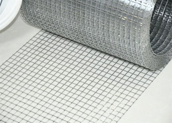 0.5m-2.5m Genişliği 15M yuvarlak uzunluğuyla Galvanizli kaynaklı ağ