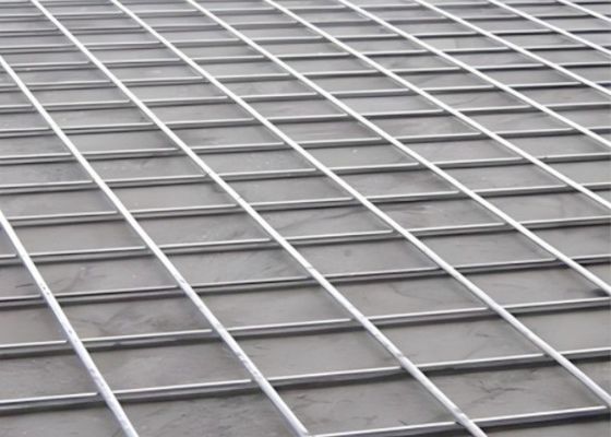 Özelleştirilebilir Dayanıklı Sıcak Battırılmış Galvanizli Kaynaklı Tel Ağı Panelleri