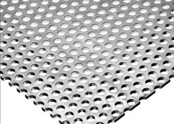 2 Metre İçinde Delikli Sac Özel Genişlik ve Uzunluk Otomotiv ve Elektrik Endüstrilerine Uygundur